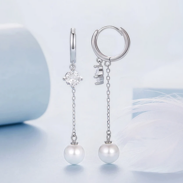 Gleaming Tassel Pearl Earrings