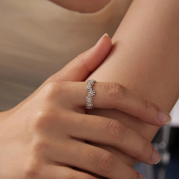 Daisy Moissanite Sparkle Ring