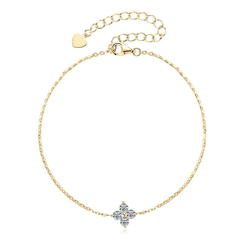 Lucky Moissanite Clover Bracelet