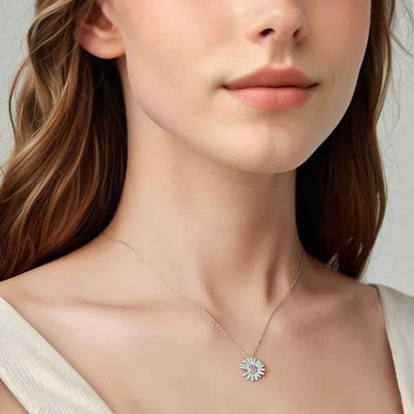Sterling Silver Daisy Necklace