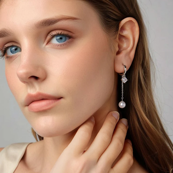 Gleaming Tassel Pearl Earrings