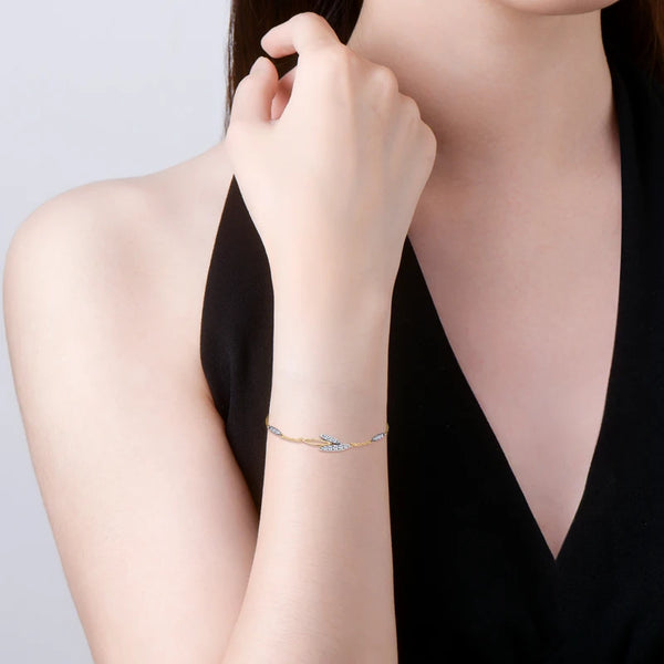 Sparkling Leaf Moissanite Bracelet