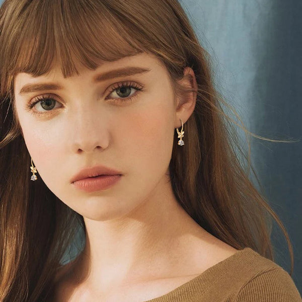 Elegant Moissanite Clover Earrings
