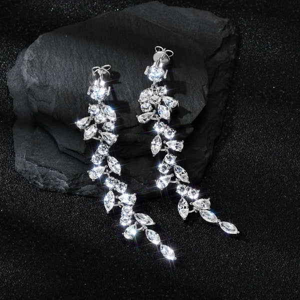 Elegant Long Chandelier Earrings - CoFuze™
