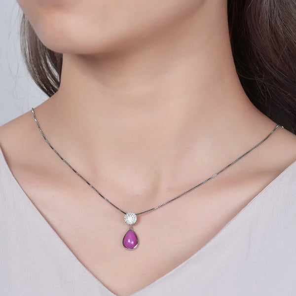 Elegant Enamel Halo Necklace
