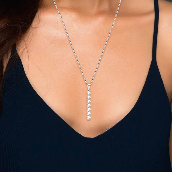 Sparkling Moissanite Bar Necklace - CoFuze™