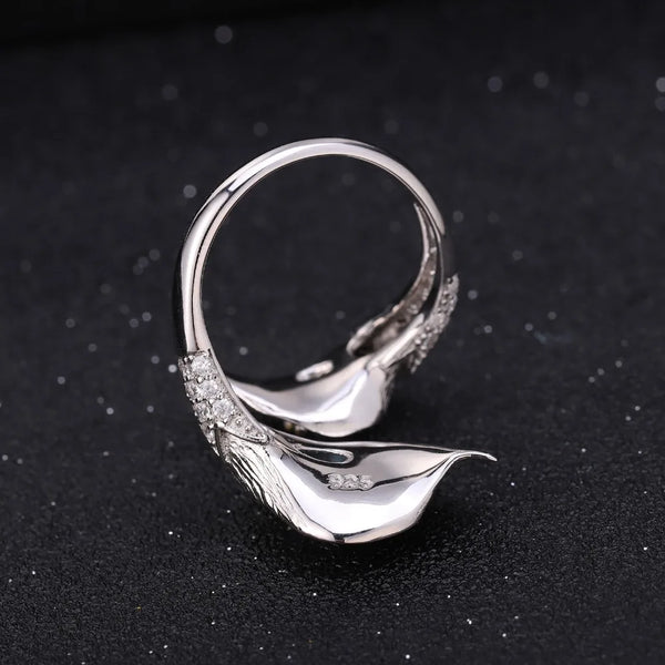 Elegant Blue Topaz Leaf Ring - CoFuze™
