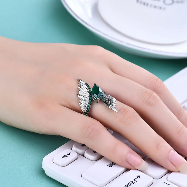Elegant Green Agate Feather Ring