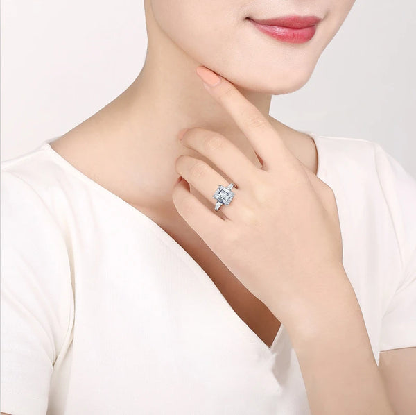 Emerald Jewel Promise Ring