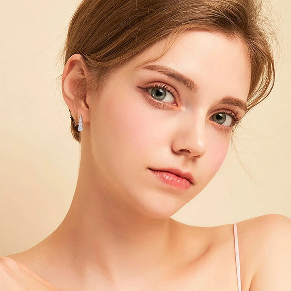 Sparkling Moissanite Hoop Earrings