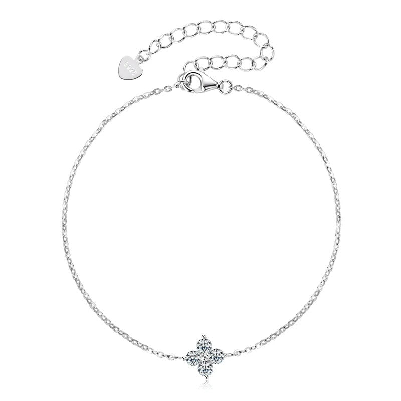 Lucky Moissanite Clover Bracelet
