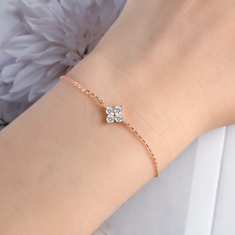 Lucky Moissanite Clover Bracelet