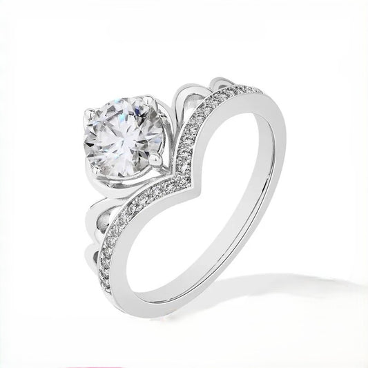 Bague Moissanite Couronne Chevron (1,0 carat)