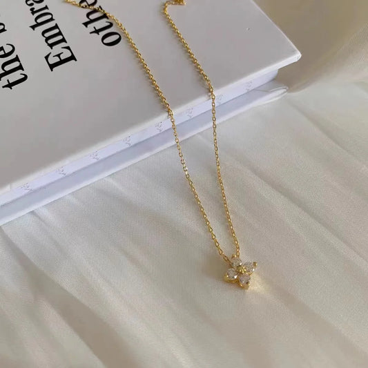 Sparkling Four Leaf Necklace