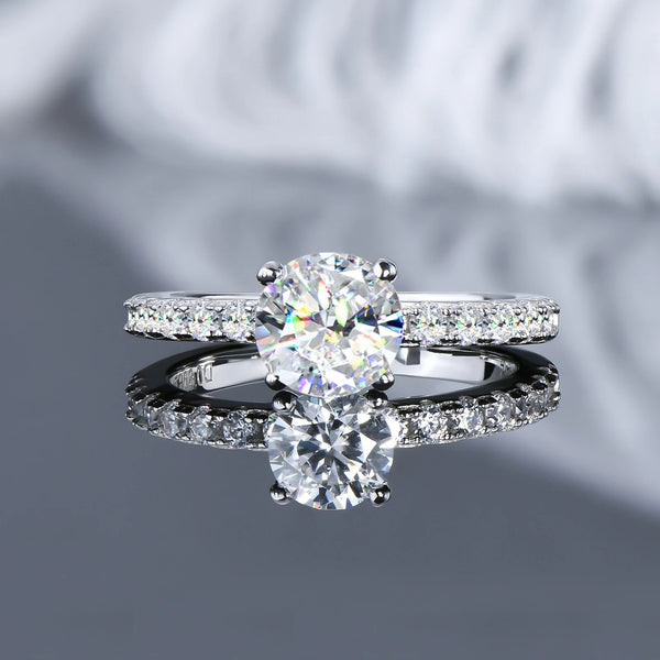 Elegant Moissanite Sparkle Ring