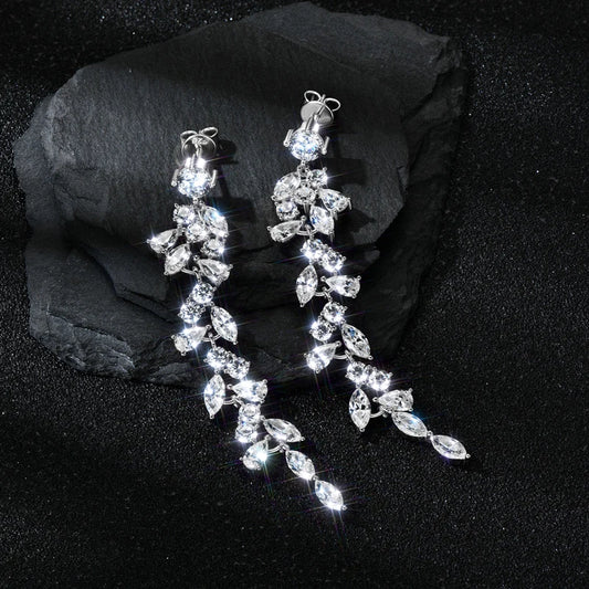 Elegant Long Chandelier Earrings - CoFuze™