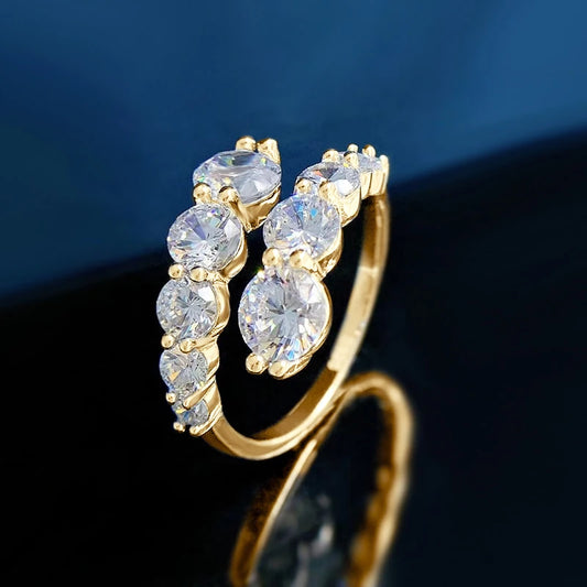 Sparkling Moissanite Wedding Band - CoFuze™
