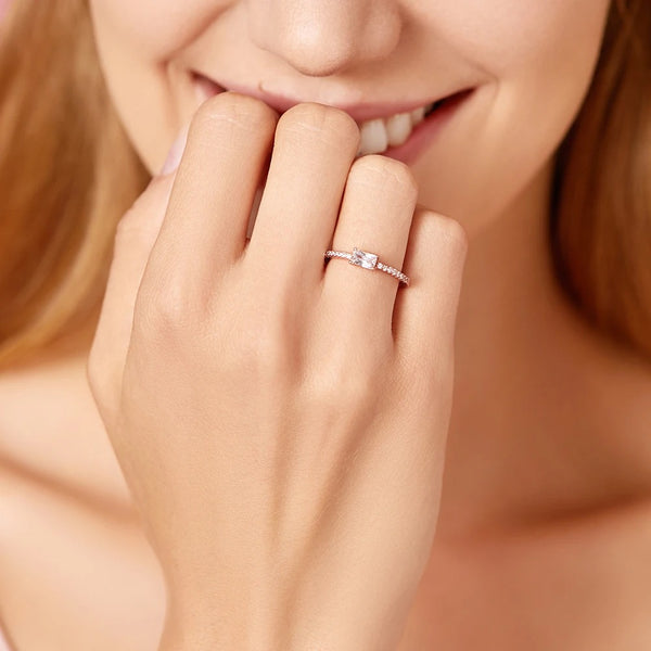 Sparkling Square Halo Ring
