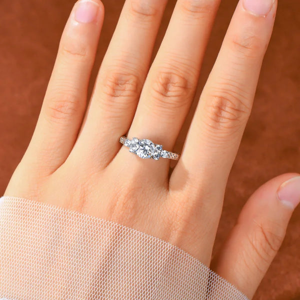 Elegant Moissanite Sparkle Ring