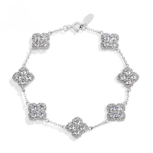 Sparkling Clover Moissanite Bracelet