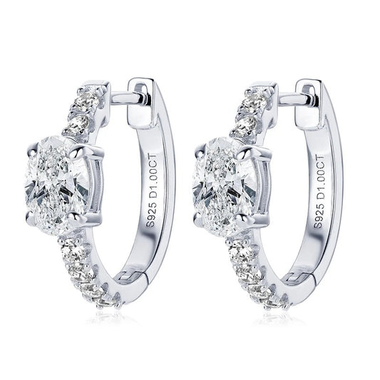 Créoles classiques ovales en moissanite argentée